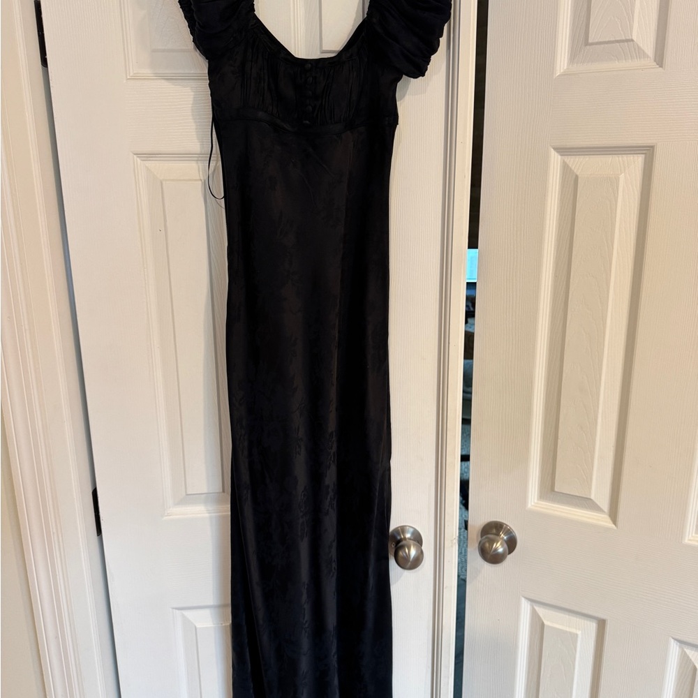 A&F Bra-Free Satin Maxi Dress - Picture 3 of 9